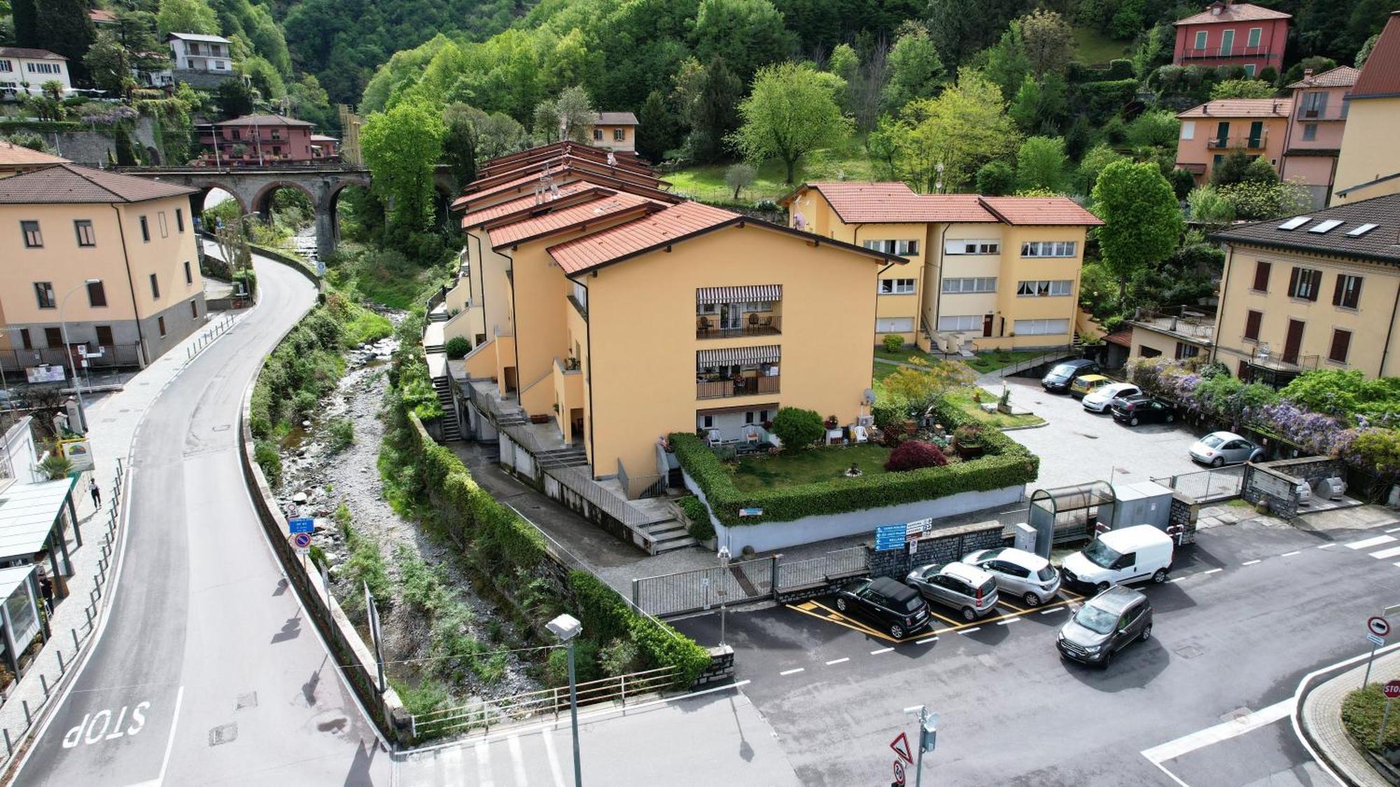 Tosca House 2 Bed & Breakfast Varenna Exterior photo